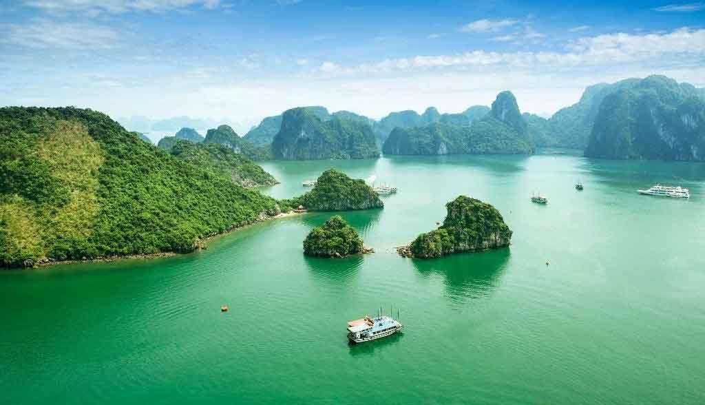 Vietnam Reisen - Halong Bay